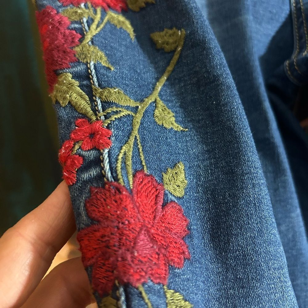 Straight Leg Blue Jeans with Red Floral Embroidery - Picture 6 of 13